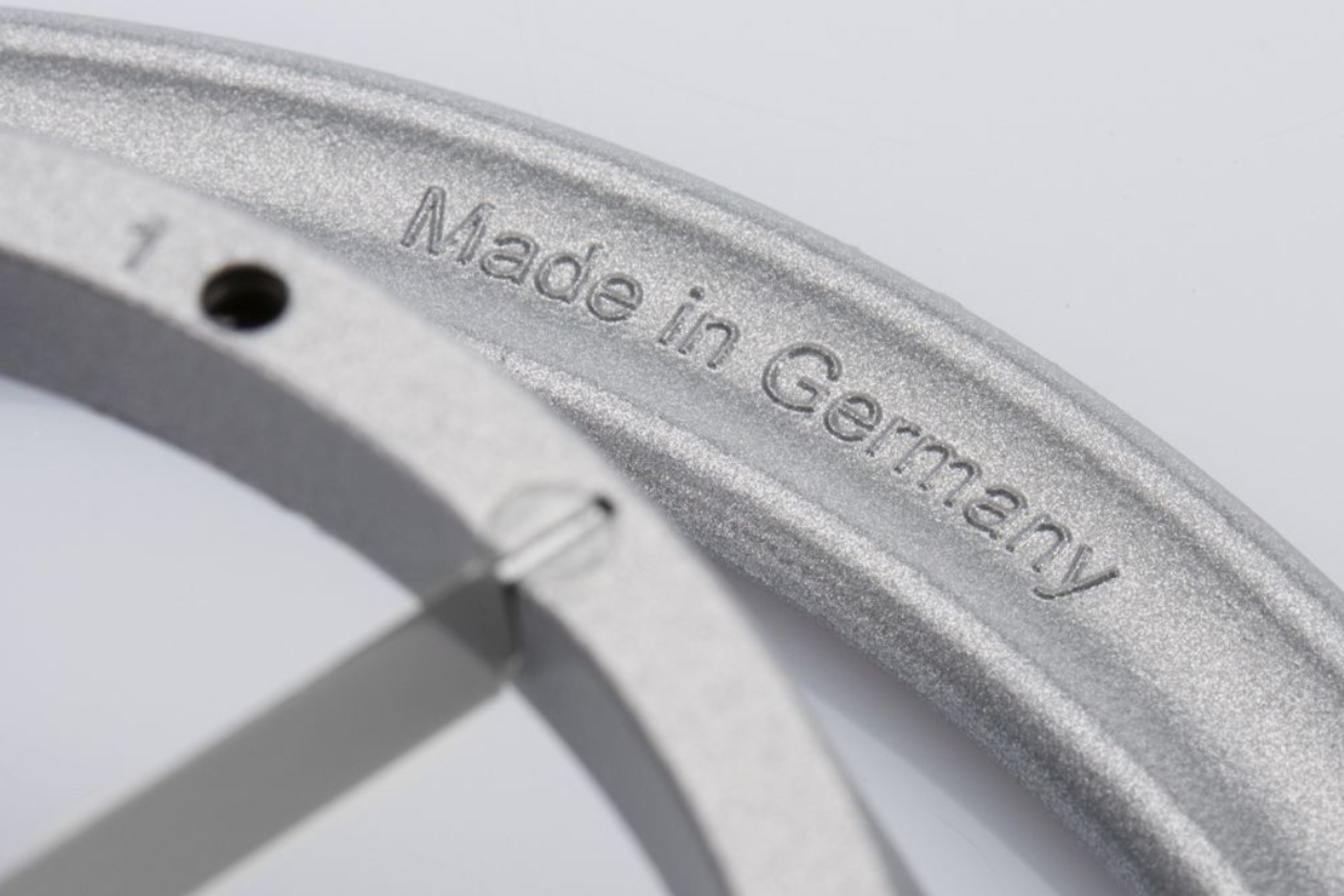 Æbledeler Divisorex, aluminium