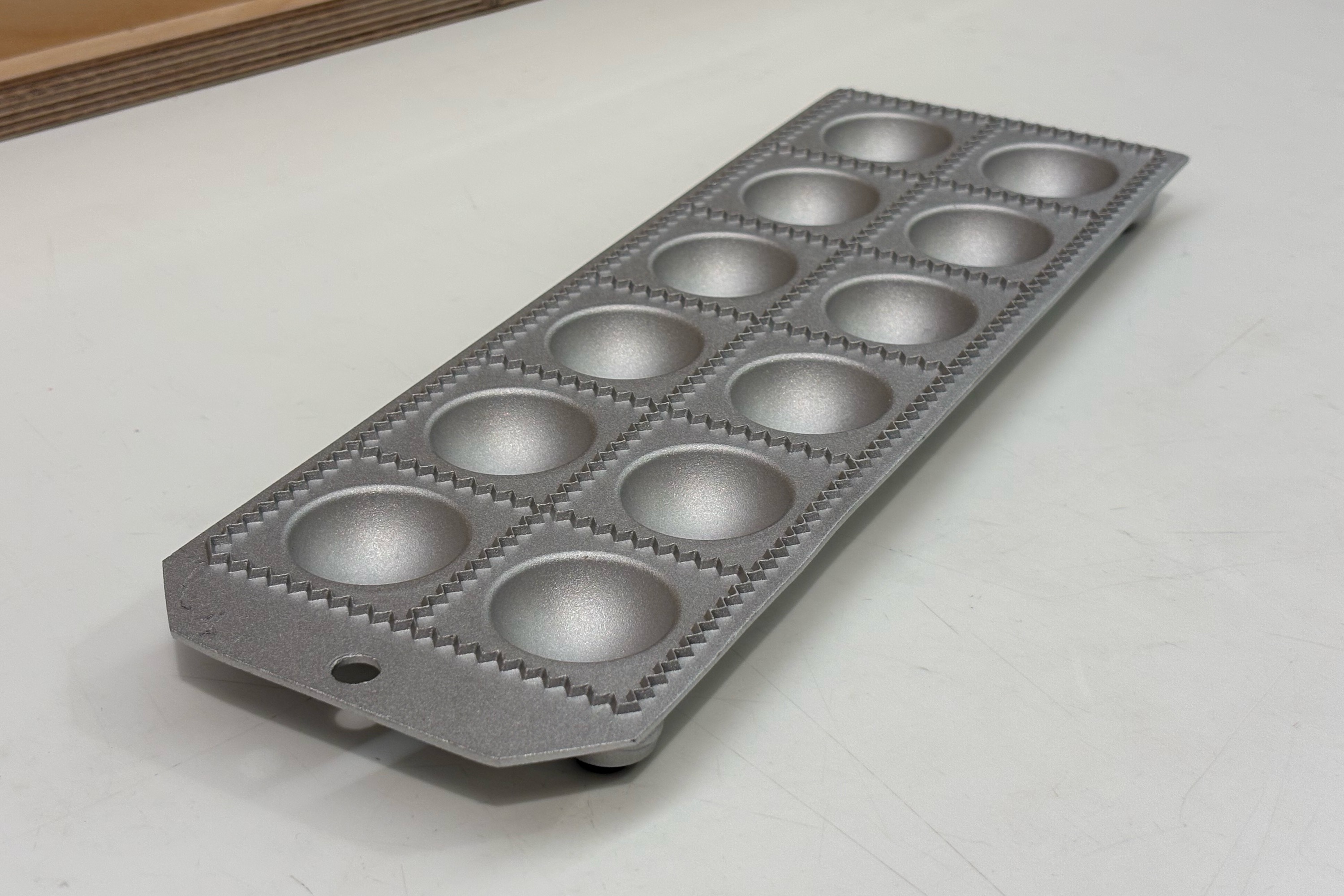 Ravioliform, aluminium, 12 runde