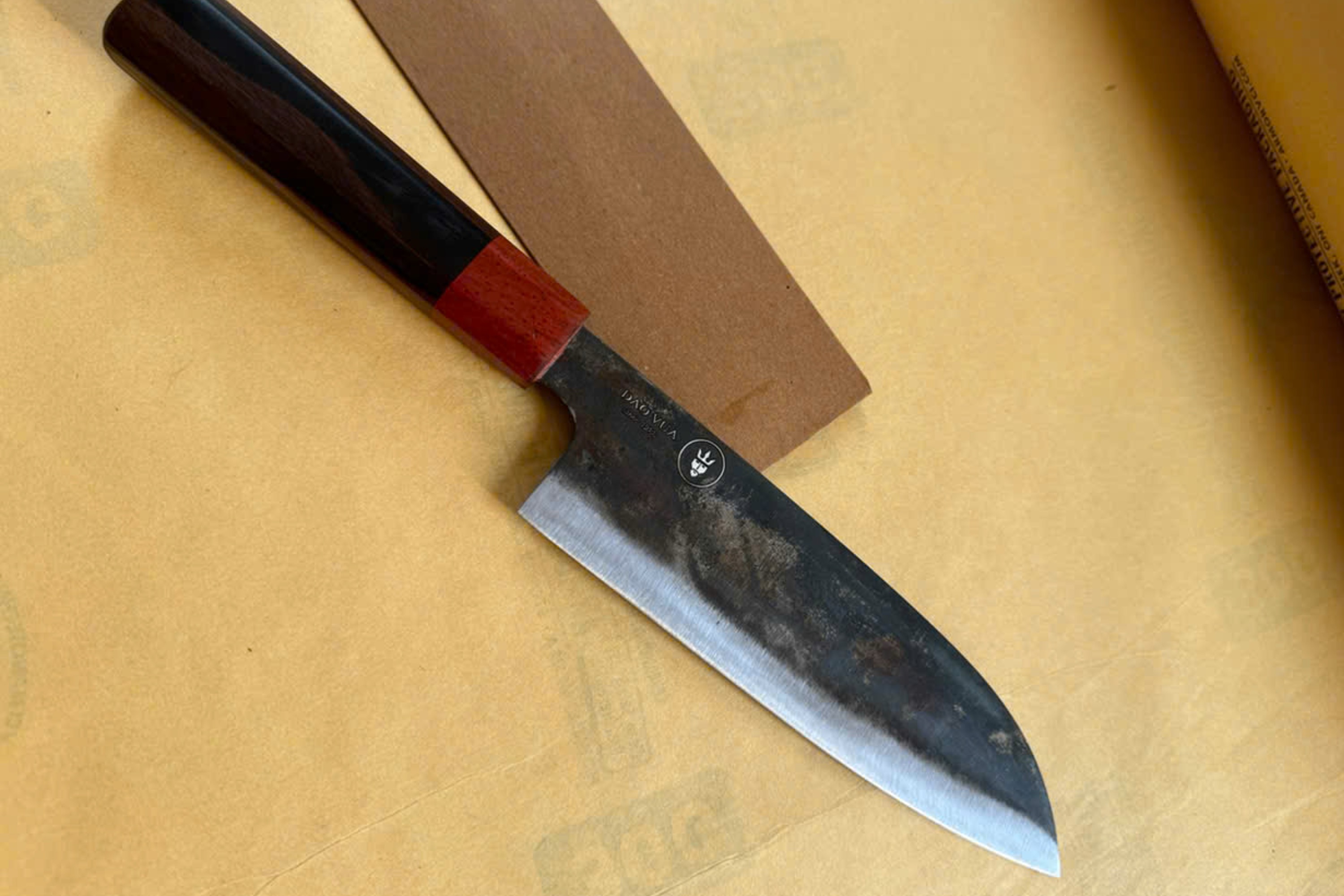 Kokke- og grøntkniv, Santoku
