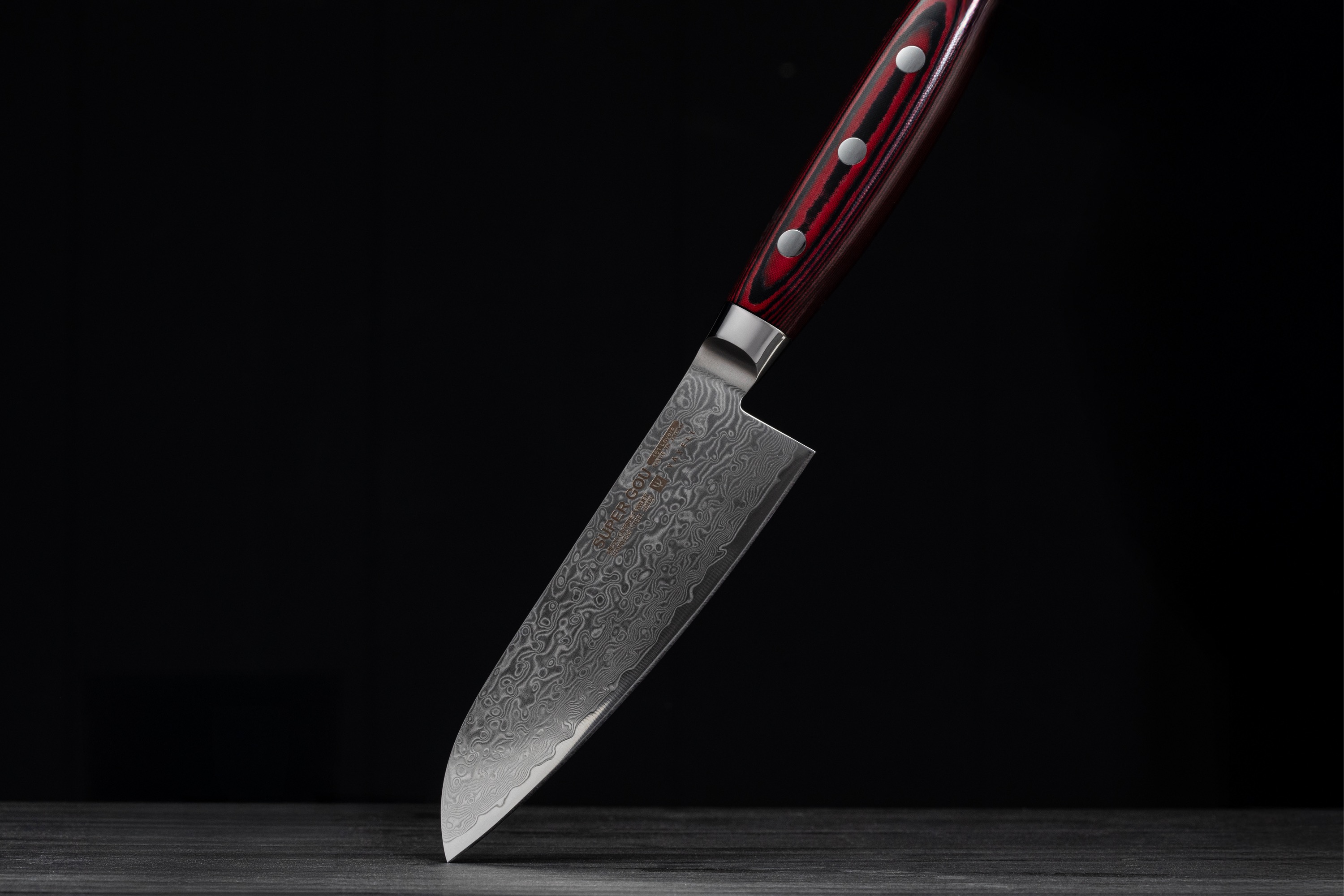 Kokke- og grøntkniv, Santoku