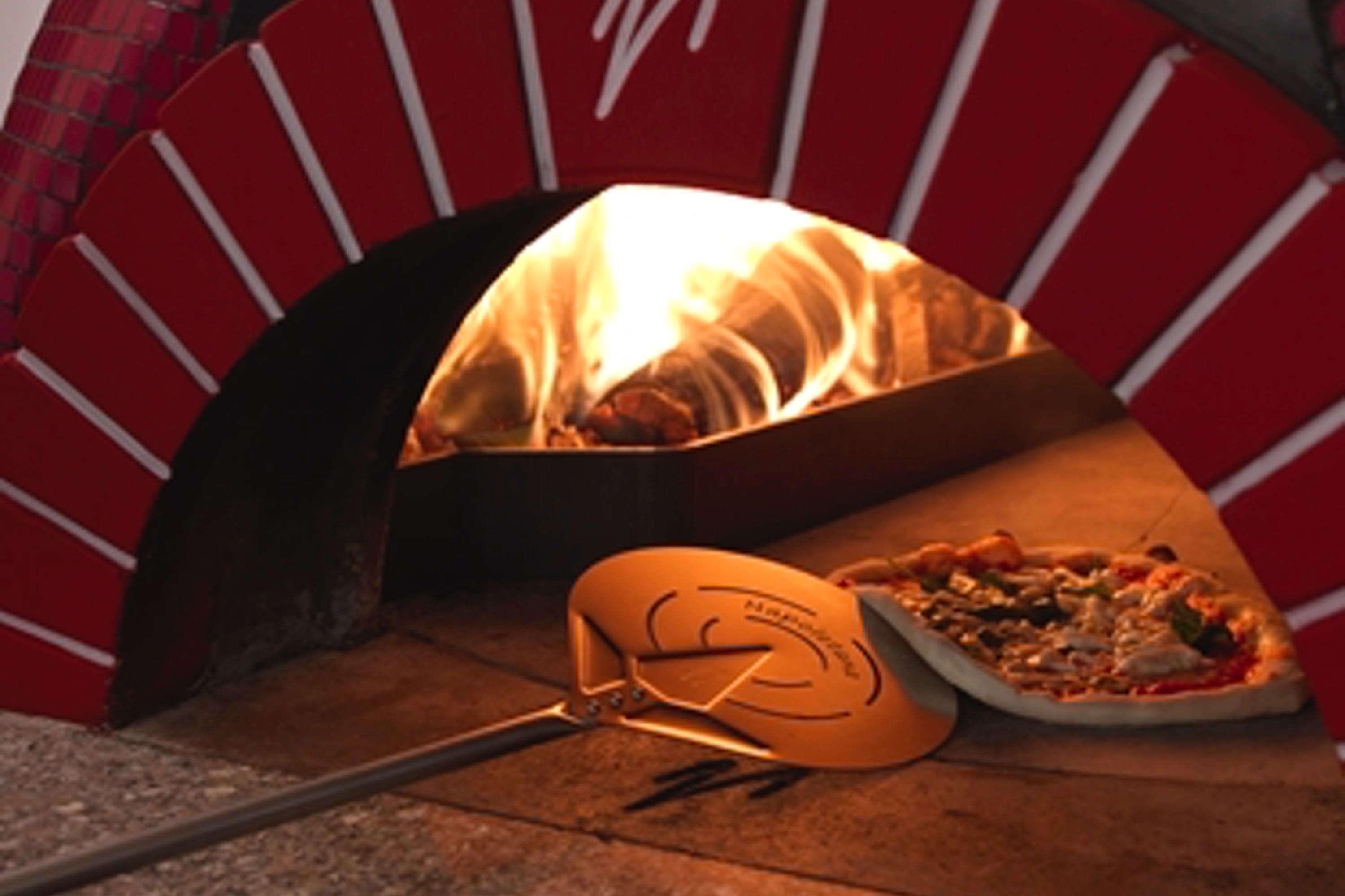 Pizzadrejer, perforeret rustfrit stål, håndtag 1,5 meter