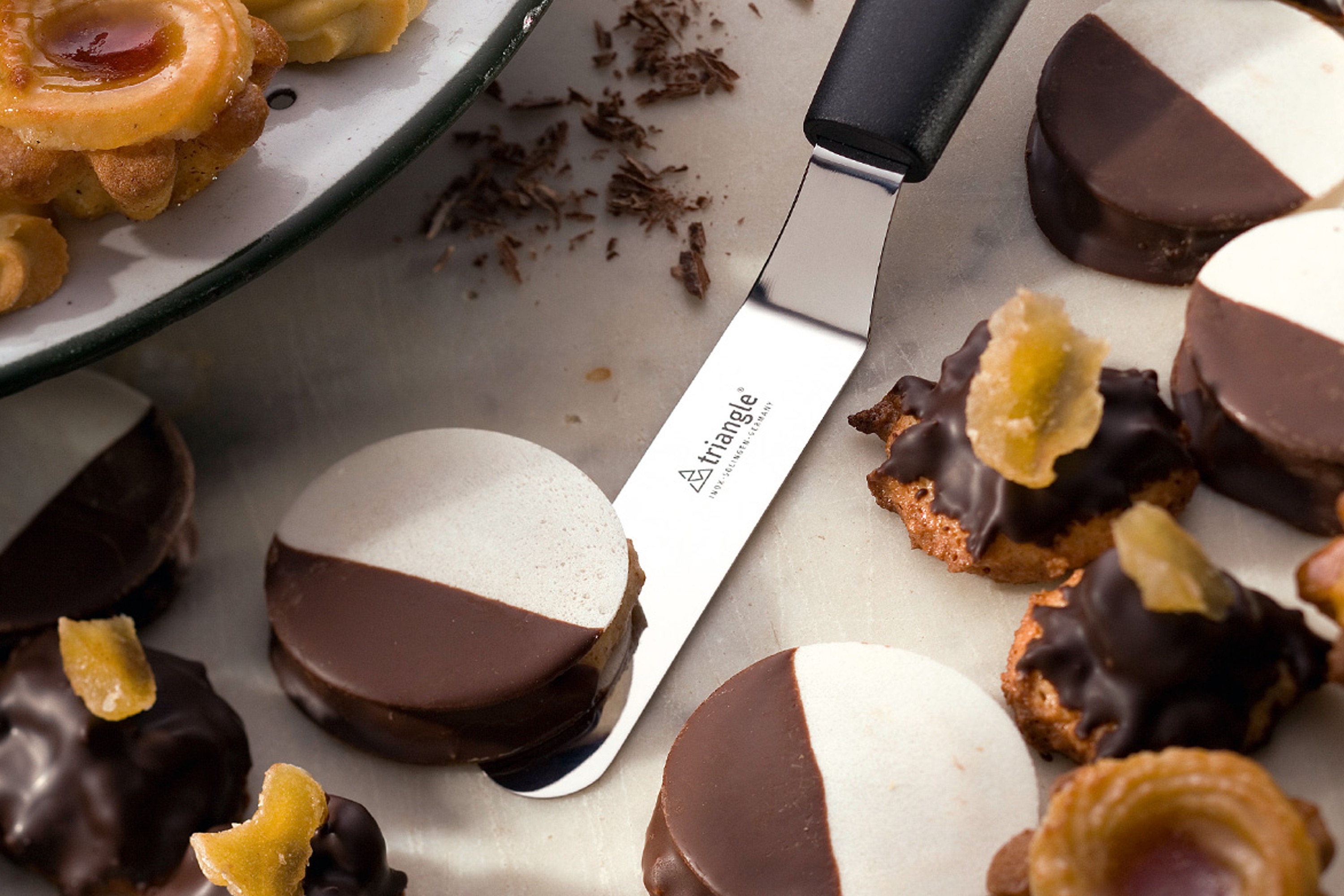 Paletkniv med buk, mini, sort plastskaft