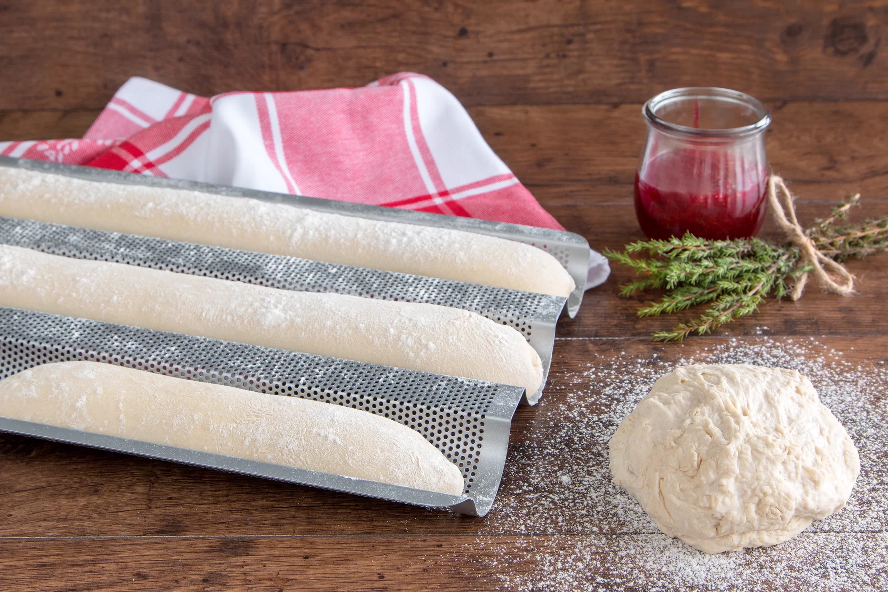 Bageplade til flutes, perforeret metal, PFAS-fri belægning