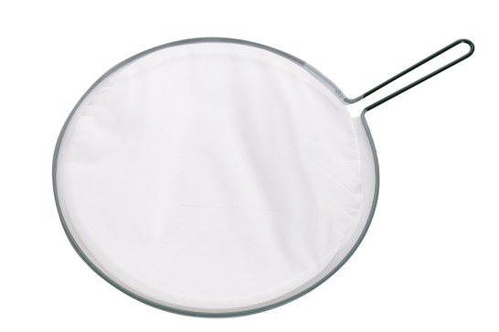 Suppesi (fishnet), metal og nylon