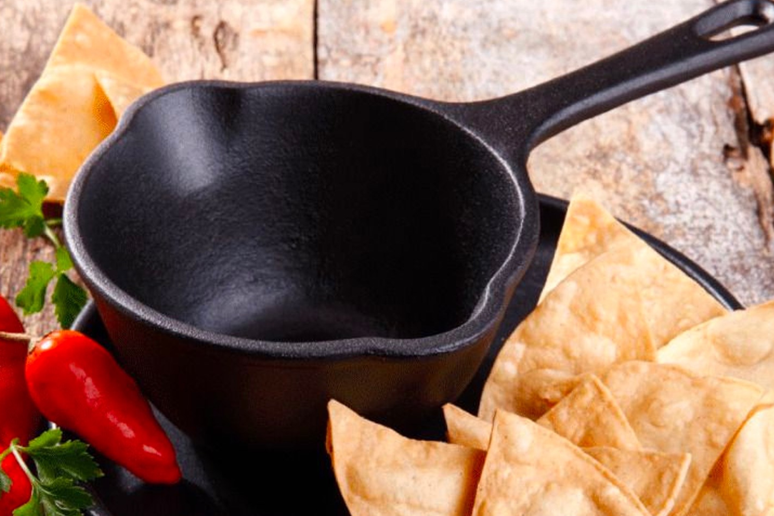 Kasserolle til servering (smørnæb), emaljeret støbejern