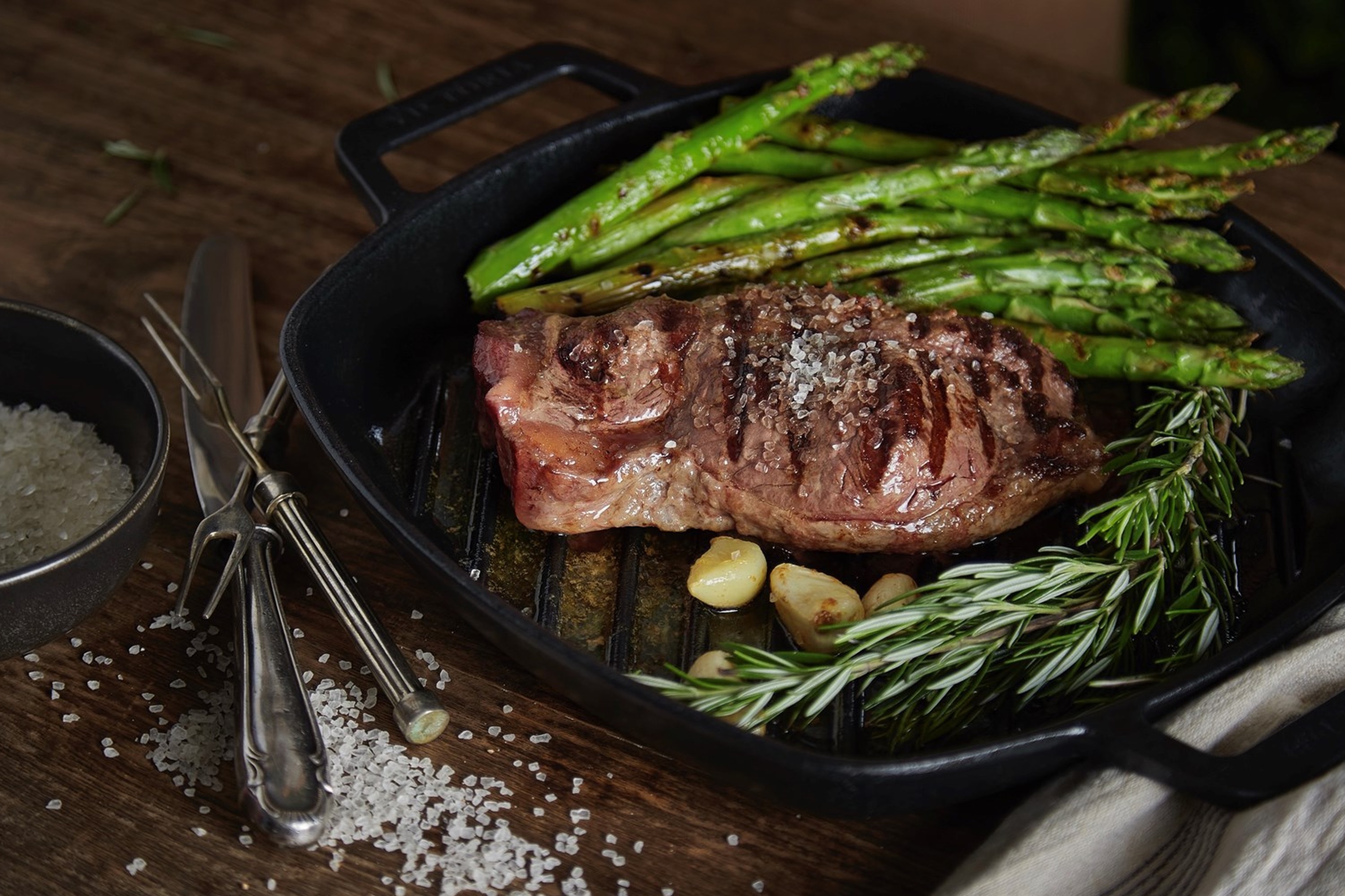 Grillpande, to håndtag, støbejern