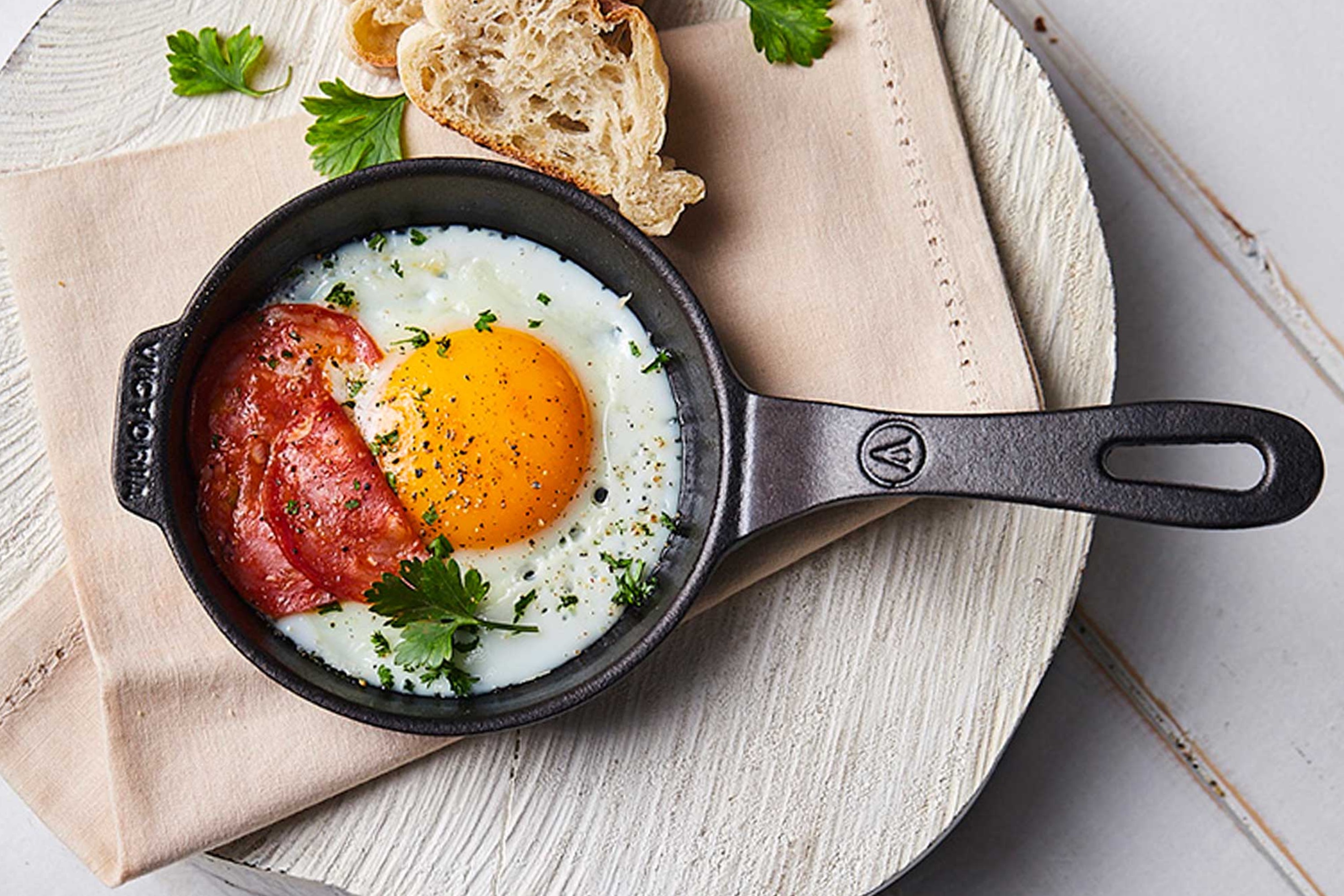 Blinispande, uemaljeret støbejern