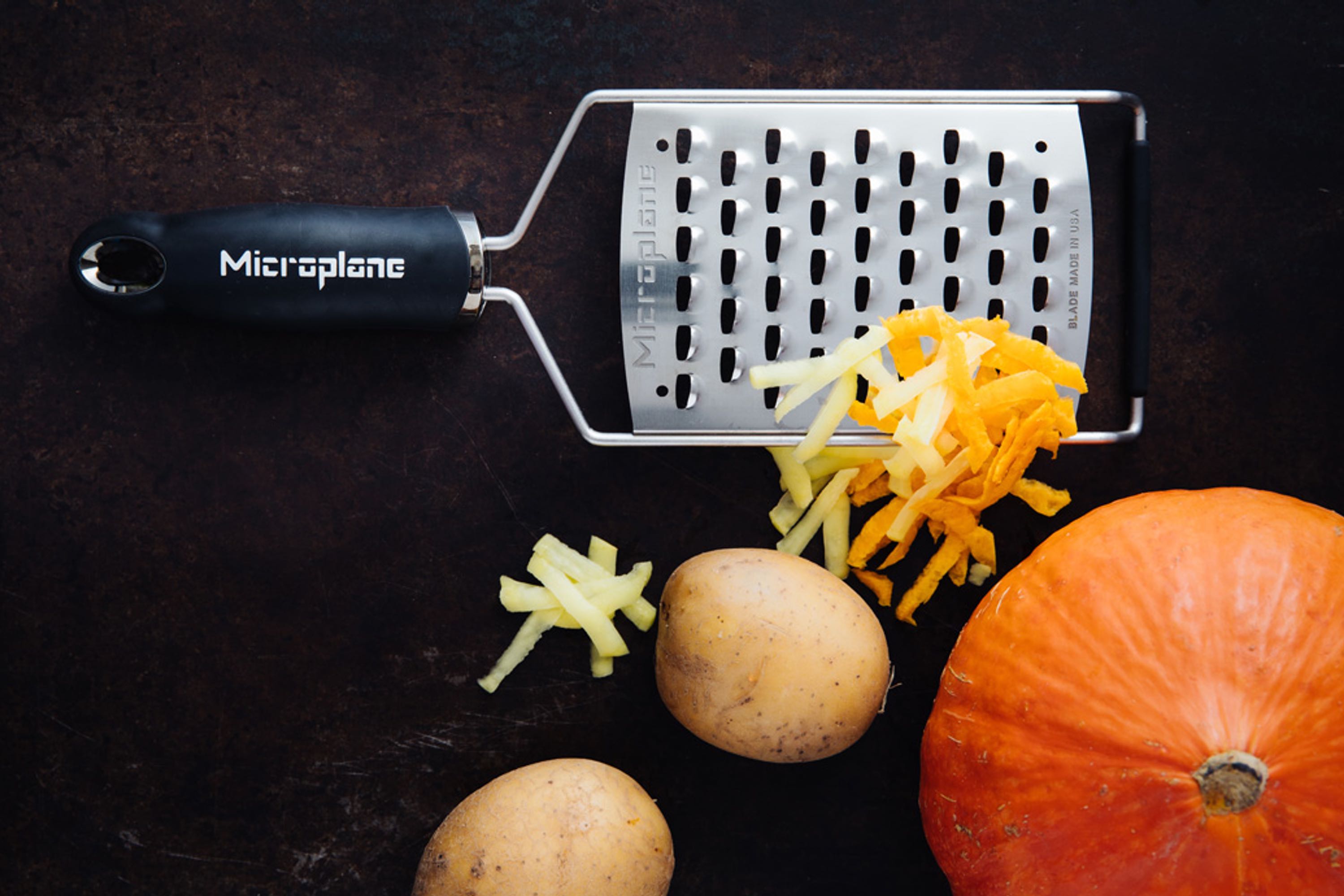 Rivejern med ekstra bredt og groft skær, Microplane Ultra Coarse Grater