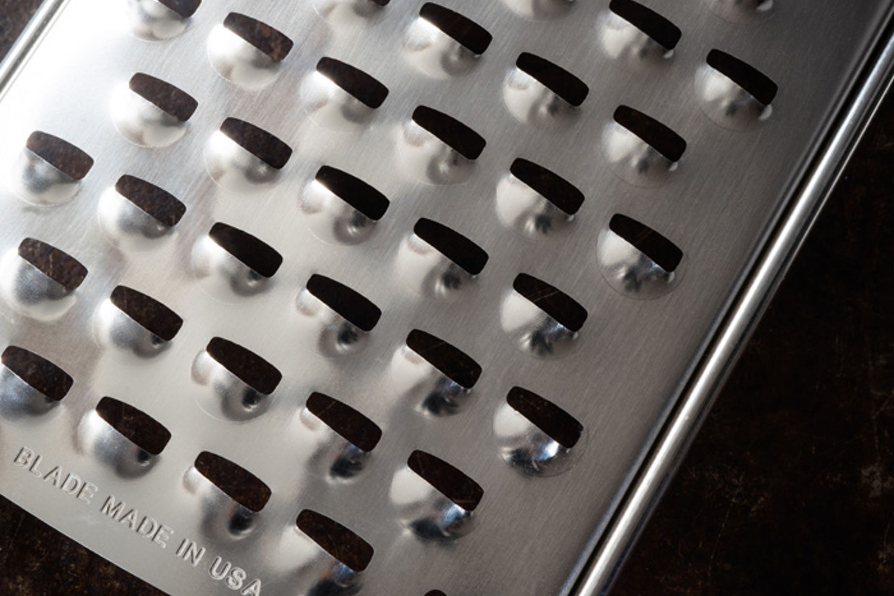 Rivejern med ekstra bredt og groft skær, Microplane Ultra Coarse Grater