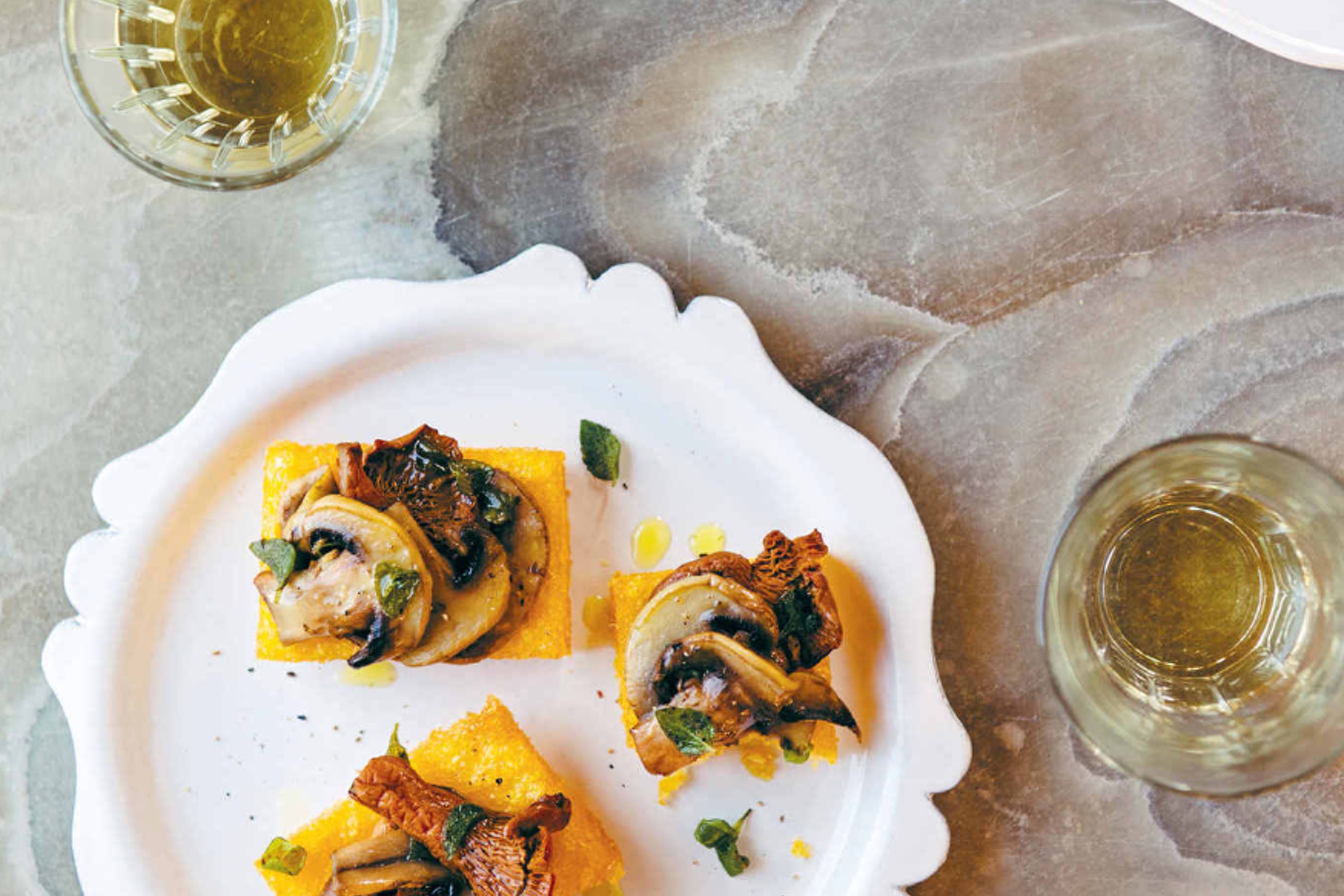 Acquacotta: Recipes and Stories from Tuscany's Secret Silver Coast / Emiko Davies