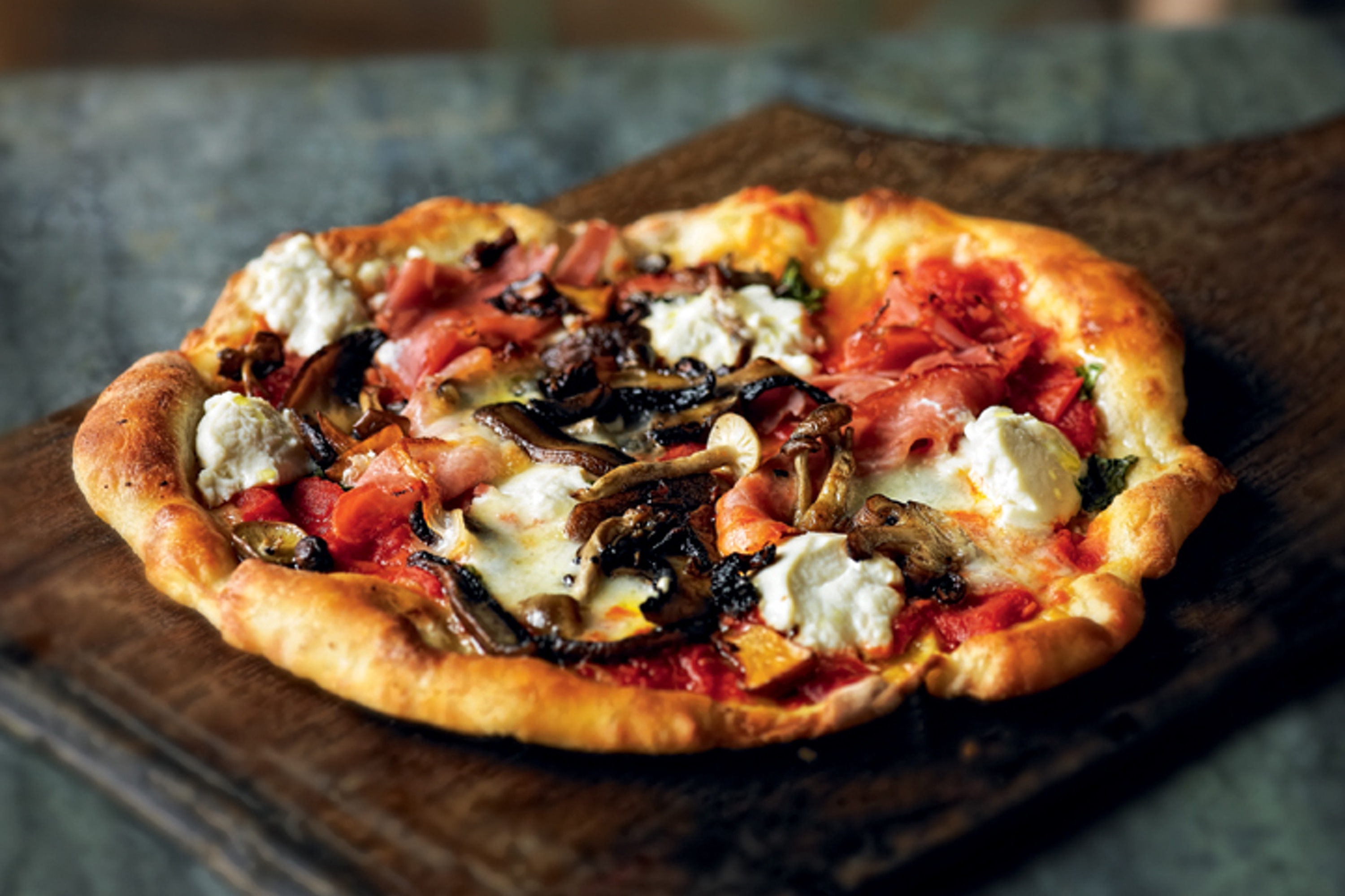 Franco Manca – Artisan Pizza to Make Perfectly at Home / Giuseppe Mascoli og Bridget Hugo