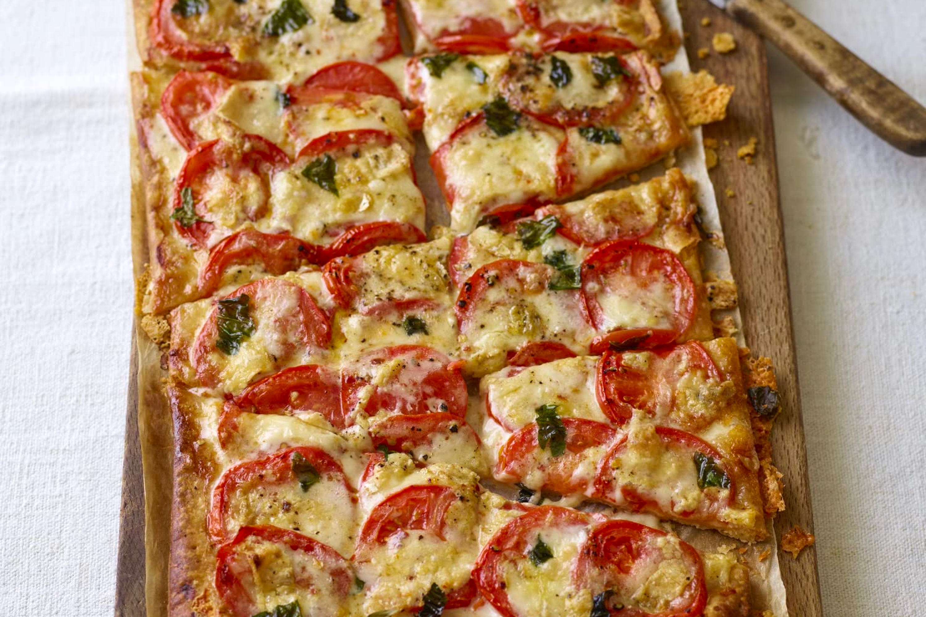 Deliciously Simple: Fast, fuss-free recipes for any occasion / Jane Lovett