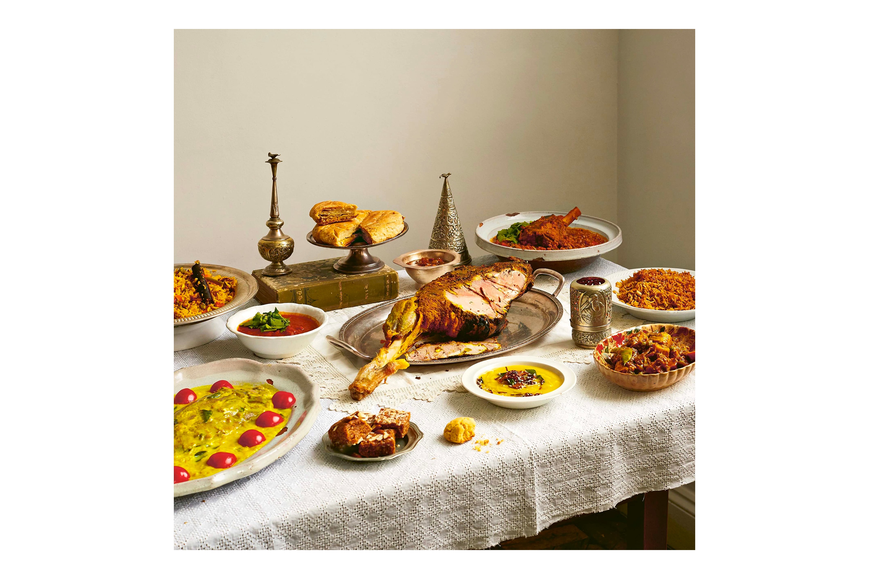 Parsi: From Persia to Bombay: Recipes & Tales from the Ancient Culture / Farokh Talati