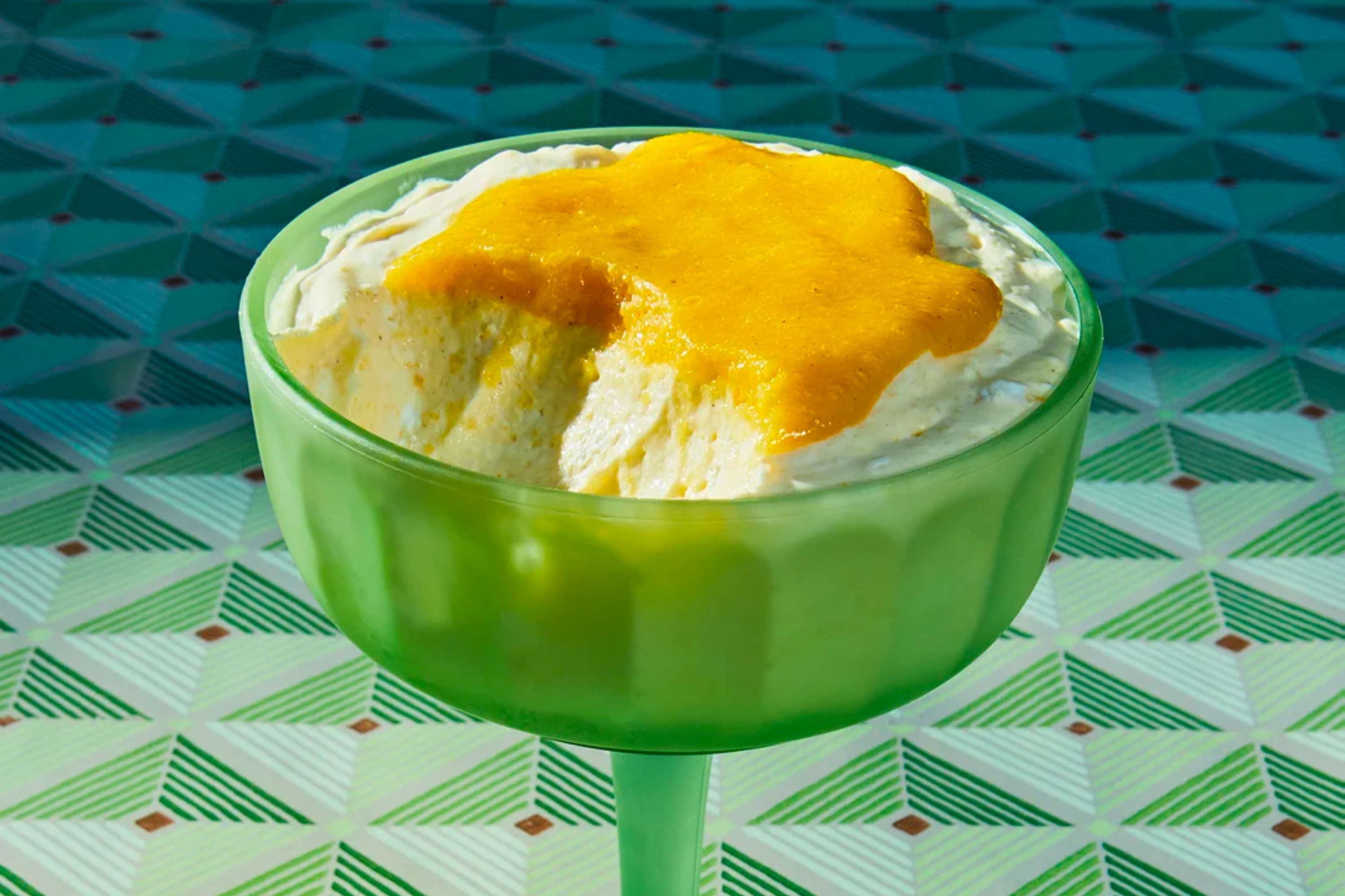 What's for Dessert: Simple Recipes for Dessert People – A Baking Book / Claire Saffitz