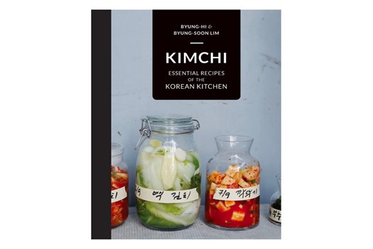Kimchi – Essential recipes of the Korean Kitchen / Byung-Soon Lim og Byung-Hi Lim