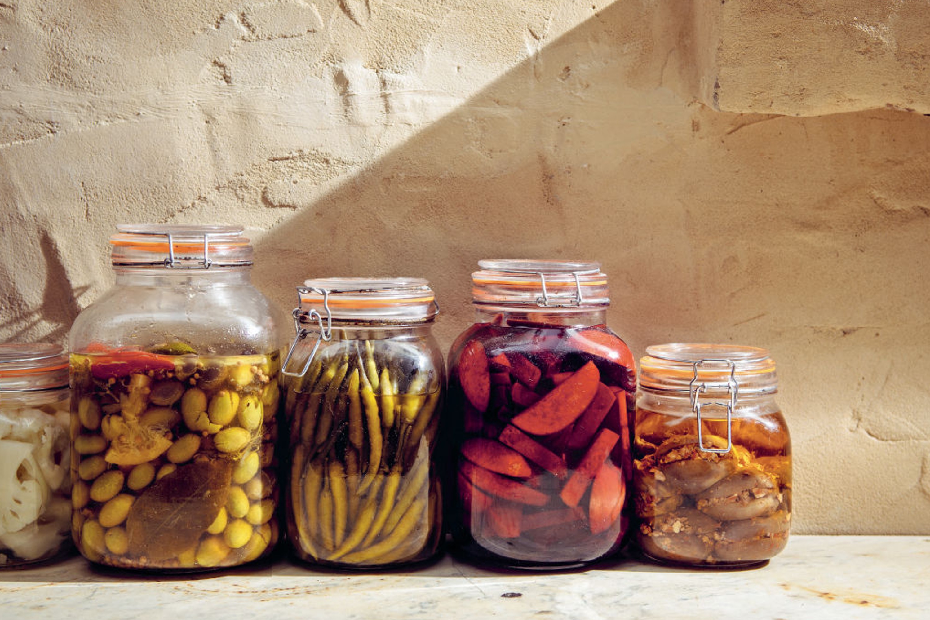 Sofra – Lebanese Recipes to Share / Karima Hazim Chatila, Sivine Tabbouch