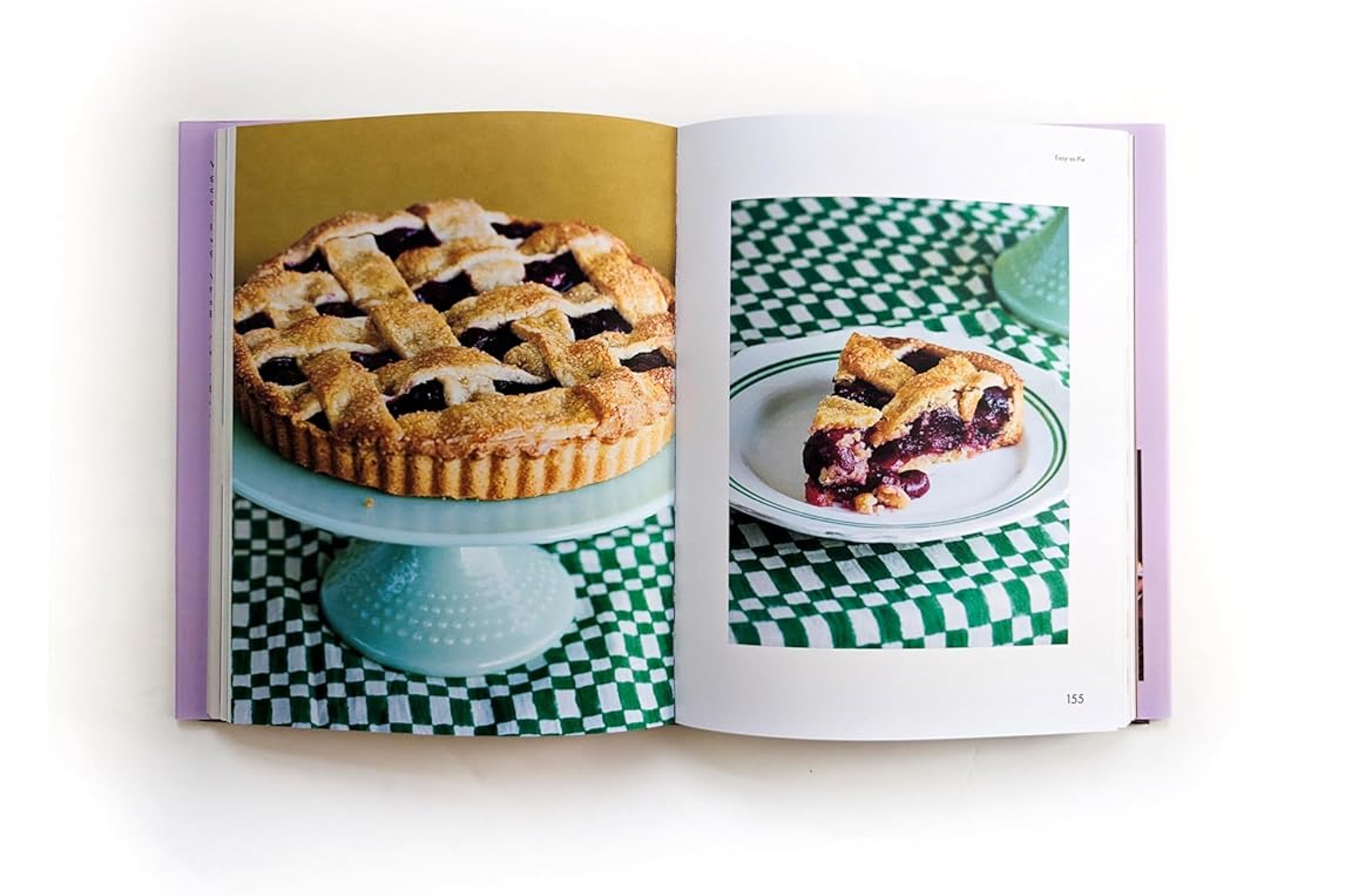 One Bake, Two Ways – 50 Crowd-Pleasing Bakes with an All-Plant Option Every Time / Ruby Bhogal