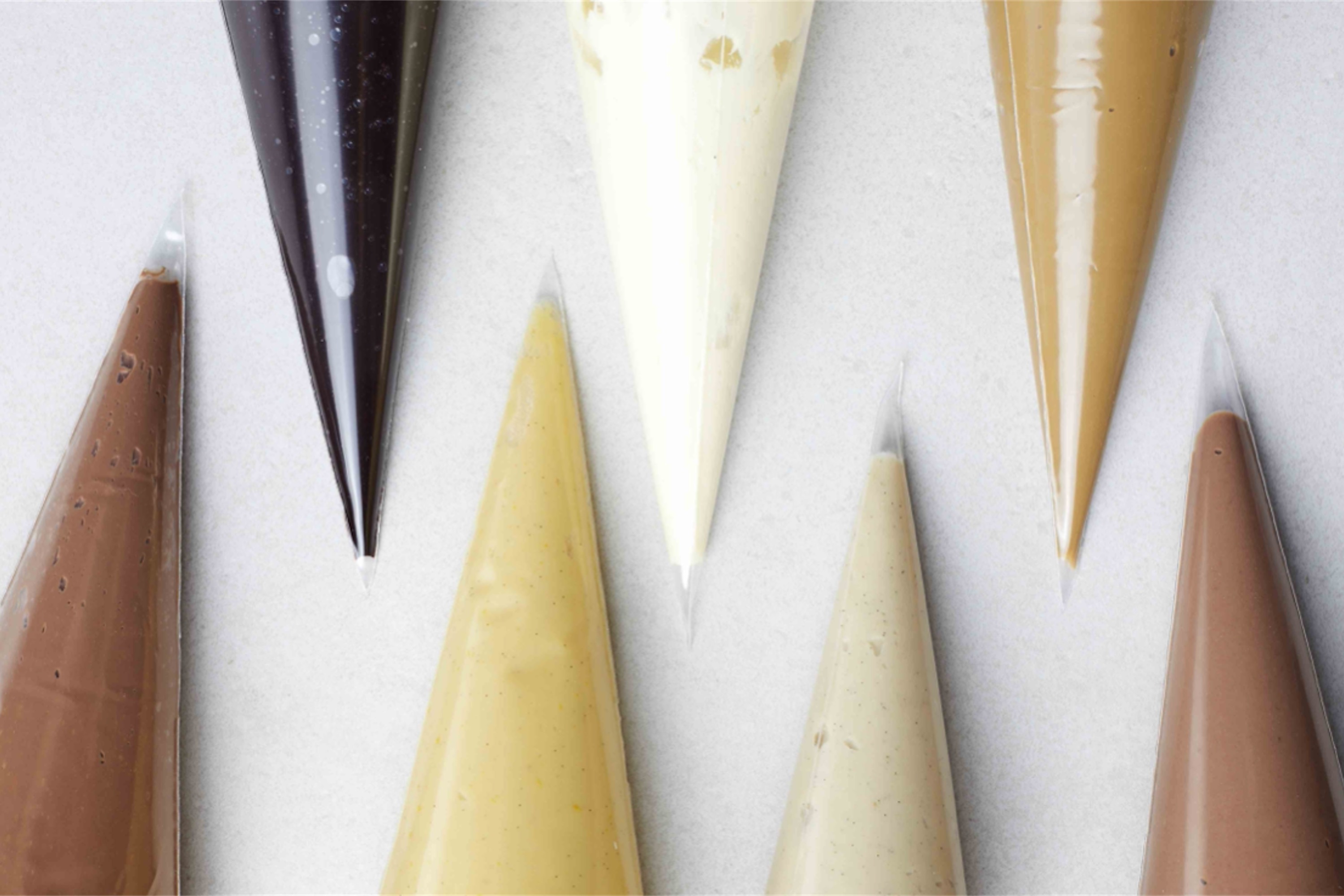 Min dessertbog – Historie, håndværk og passion / Casper Sundin, Helle Brønnum Carlsen og Flemming Gernyx